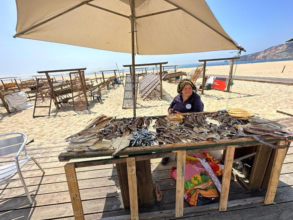 100 Meters From The Beach! Rua Da Paz ナザレ エクステリア 写真